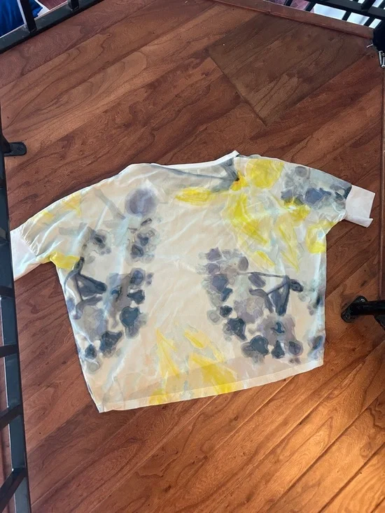 Closed 100% Silk Floral Water Color Graphic Sheer Flowy Blouse Size XS - Picture 7 of 7